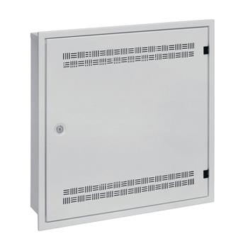 Rozvádzač SOHO LC-18 do steny s lištami 2U, 4U a 11U, 550x550 sivá RAL7035 s rámčekom na zamurovanie